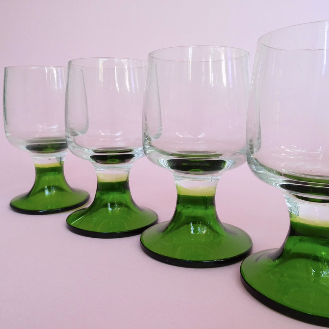 Vintage, set of 4 glasses with green stems for wine/water