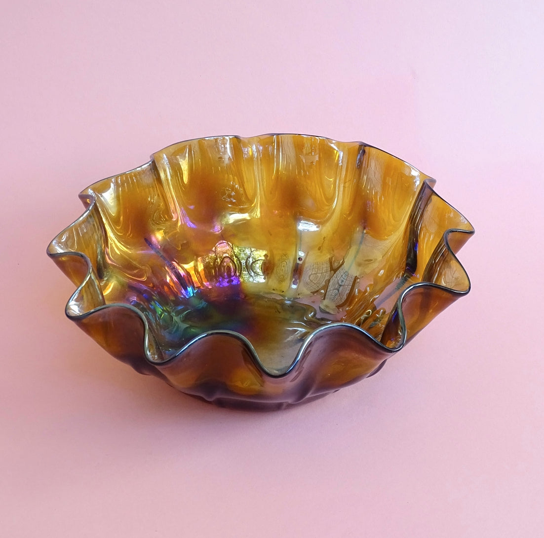 Glass, ruffle, handmade, vintage bowl