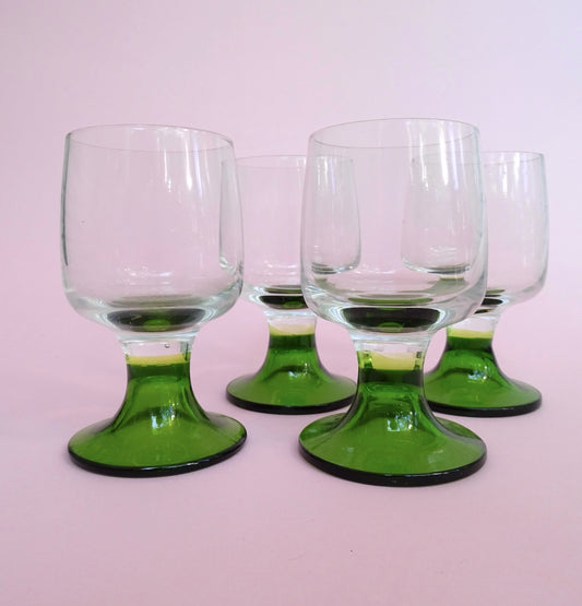 Vintage, set of 4 glasses with green stems for wine/water